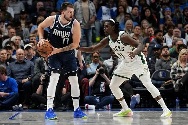 低迷!赵睿7投1中得到3分1助攻2失误 正负值-24