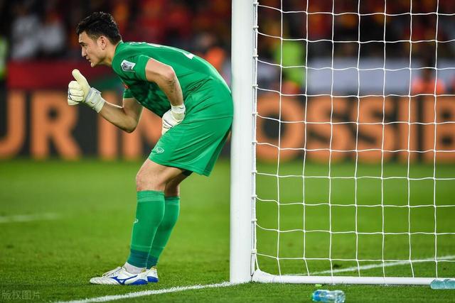 兰兹博格37分准绝杀祝铭震25+8 山东险胜广州