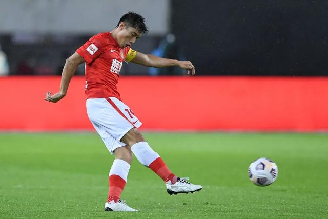 哈登26+11快船逆转热火回第6 活塞险胜尼克斯