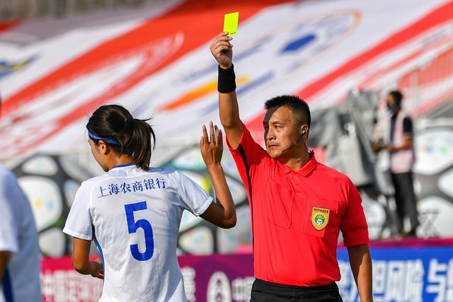 文班28+13+7+5马刺终结雷霆6连胜 篮网擒老鹰