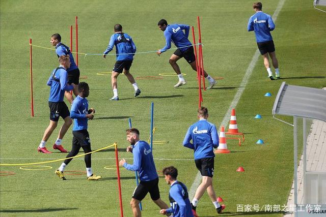 韩旭和李梦仍在恢复中 何时复出要听医生建议